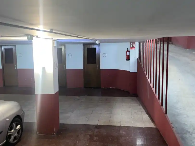 Individual for sale in Carrer de València 13, imagen 4