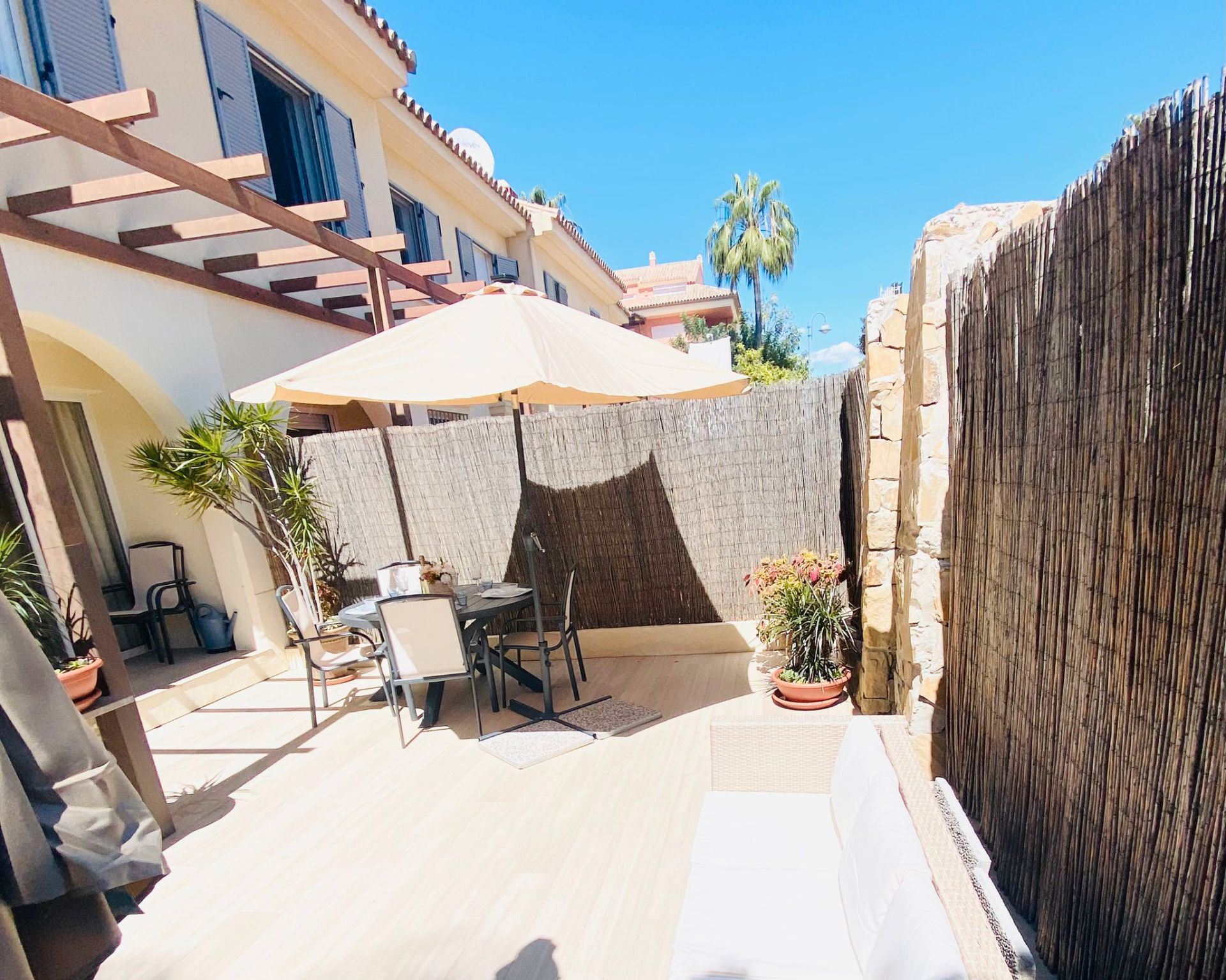 Terrace of Single-family semi-detached to rent in Marbella  with Air Conditioner, Storage room and Furnished