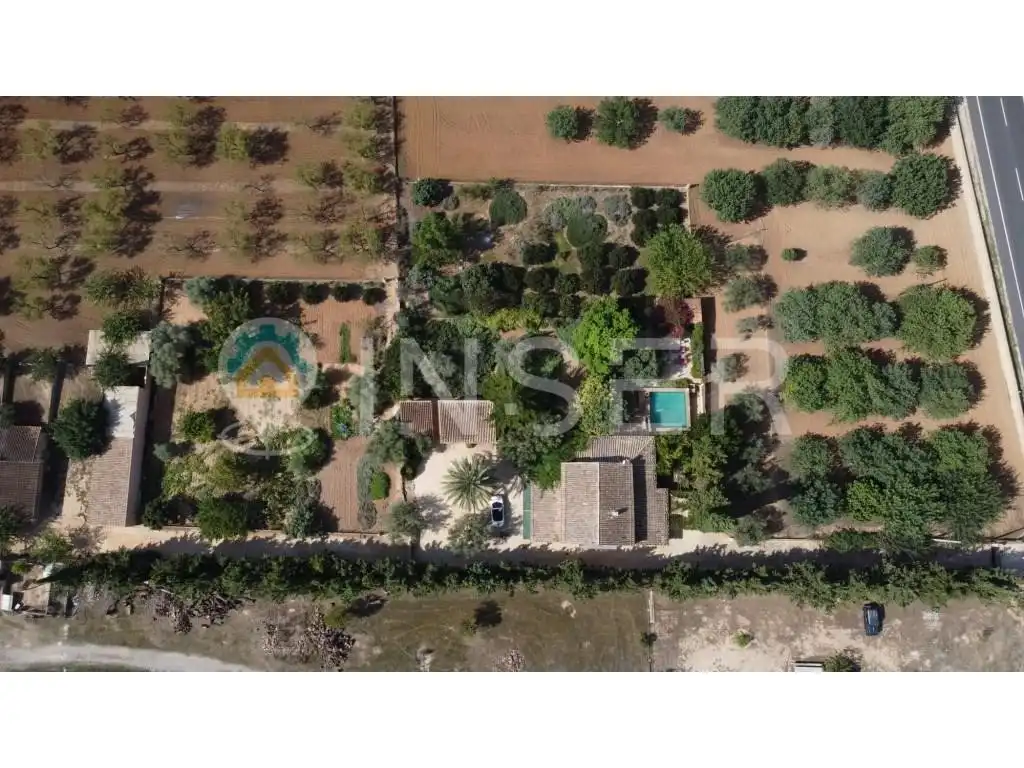 Villa zum Verkauf in Poligono 1 Parcela 139