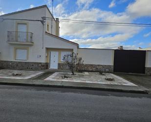 Exterior view of Single-family semi-detached for sale in Calvarrasa de Abajo  with Storage room and Balcony