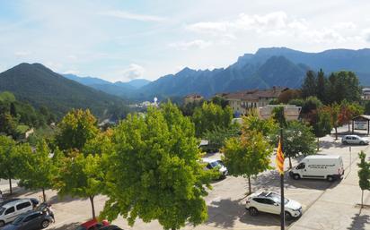 Vista exterior de Pis en venda en Sant Llorenç de Morunys