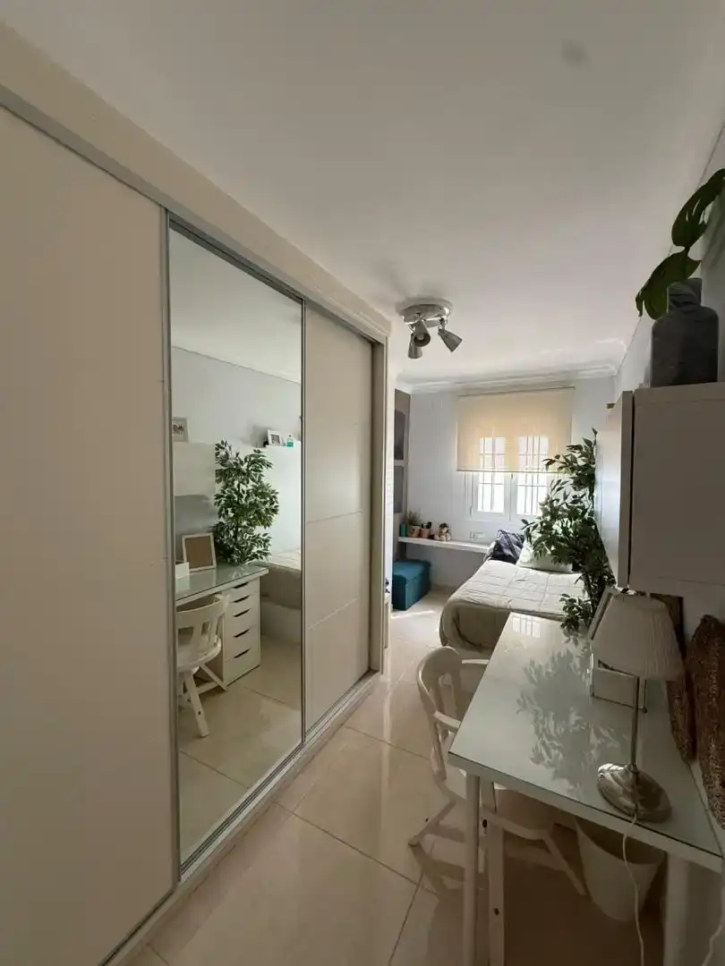 Habitación de Casa adosada en venta en San Fernando con Aire acondicionado, Amueblado y Balcón