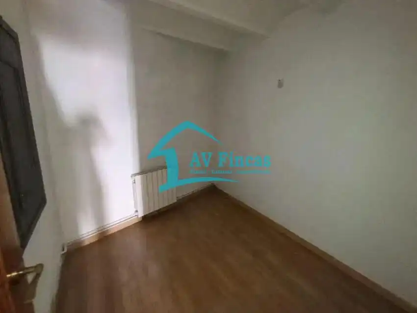 Schlafzimmer von Wohnung zum Verkauf in Pallejà