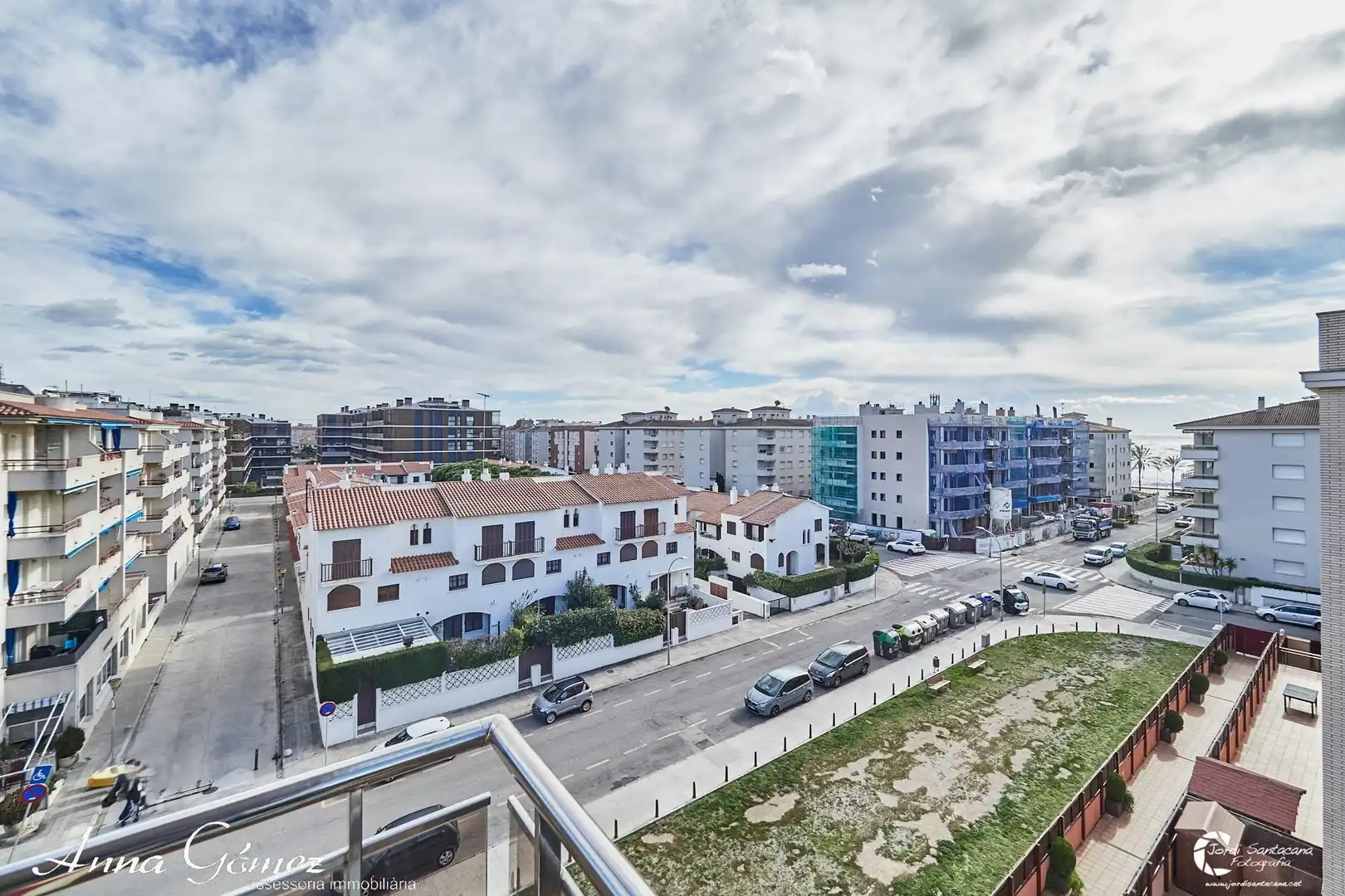 Außenansicht von Dachboden zum Verkauf in Calafell mit Heizung, Terrasse und Gemeinschaftspool