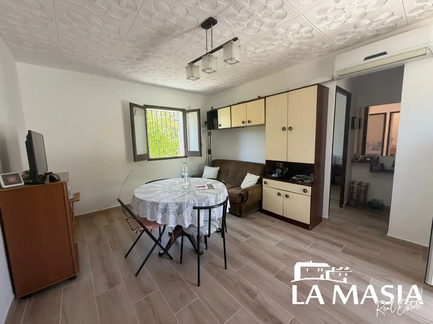 Sala d'estar de Casa o xalet en venda en Olivella amb Aire condicionat i Jardí privat