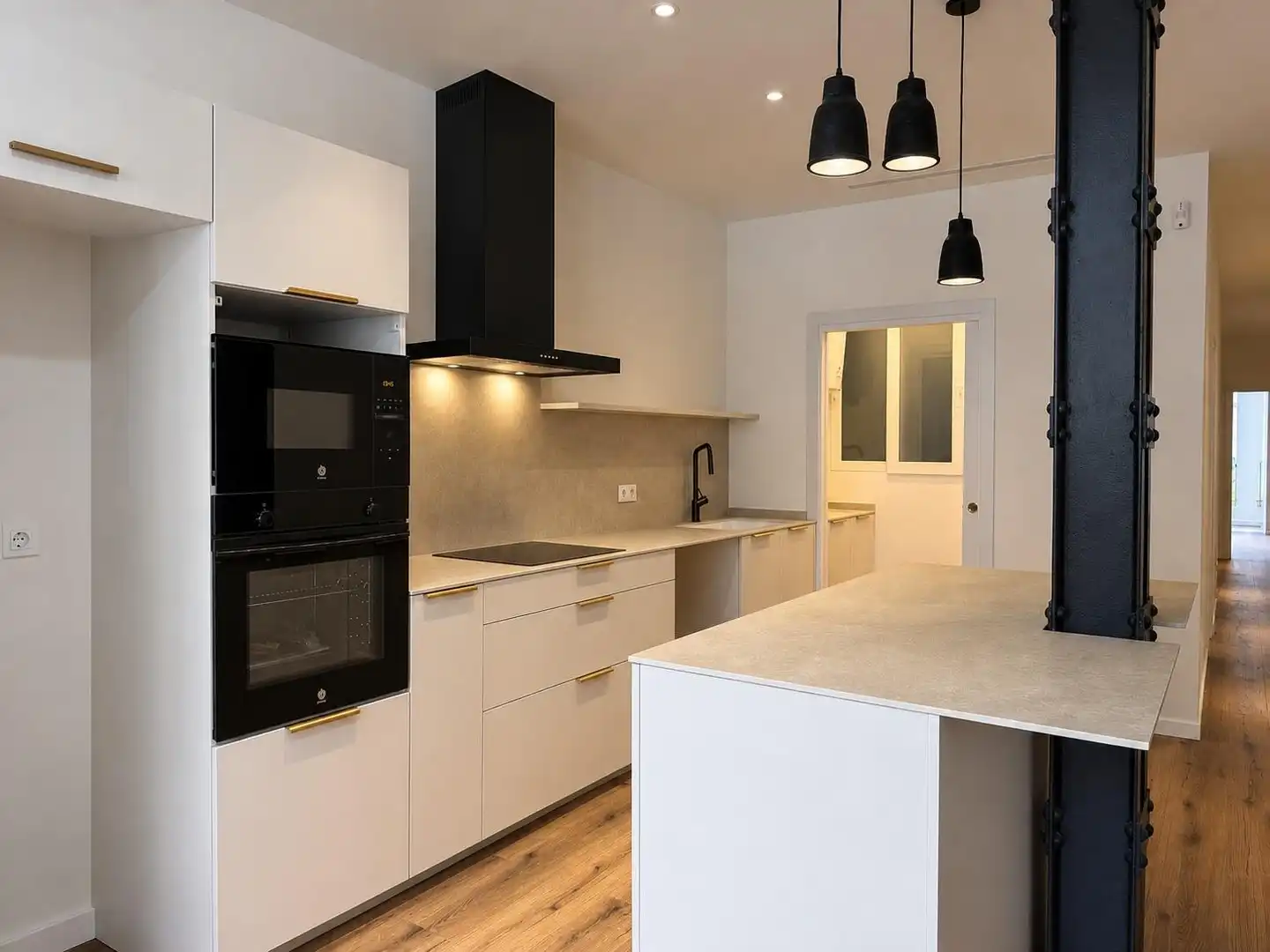 Kitchen of Flat for rent in Valencia  with Air Conditioner, Heating and Parquet flooring