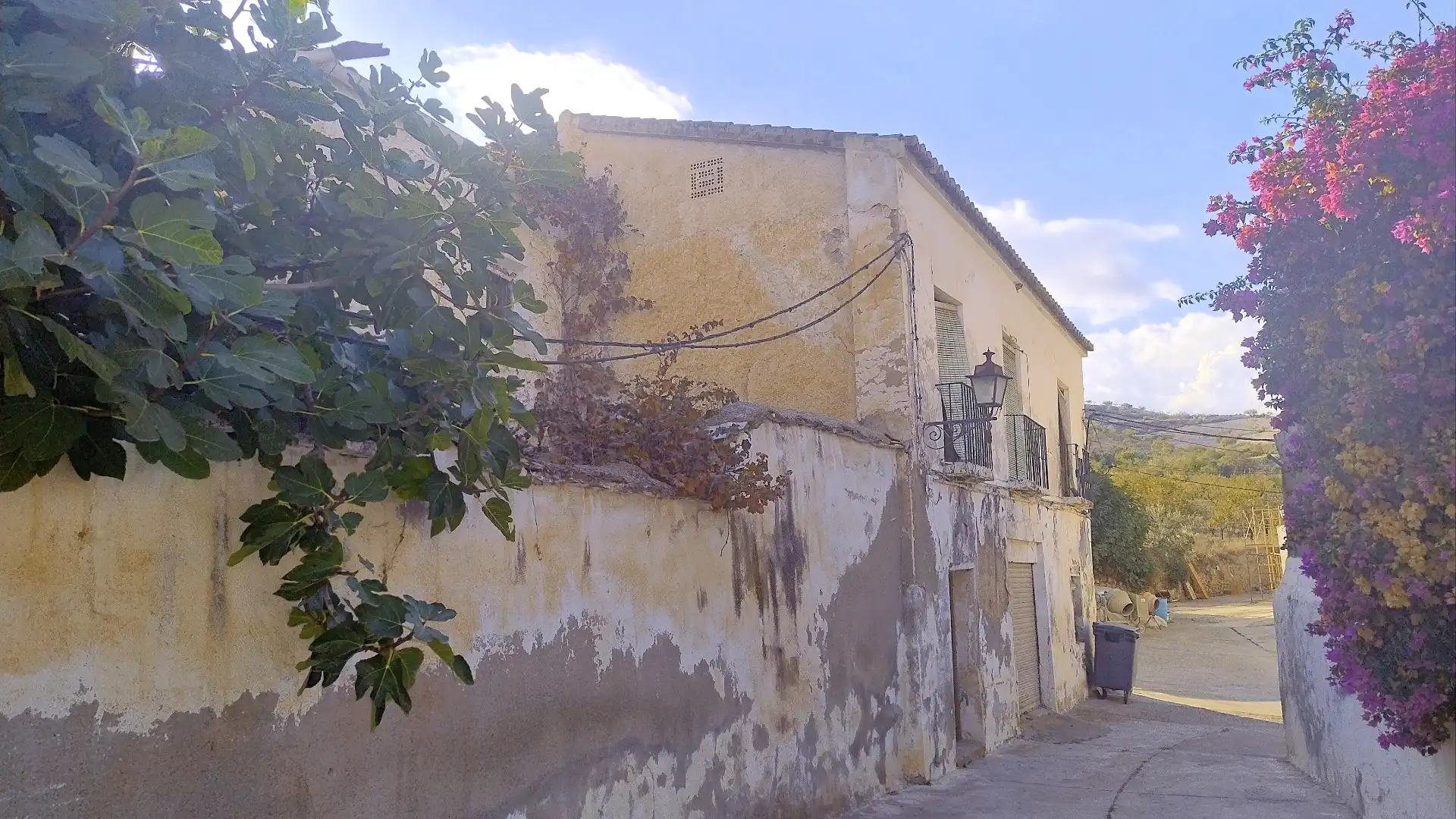 Vista exterior de Casa adosada en venta en Turón con Jardín privado
