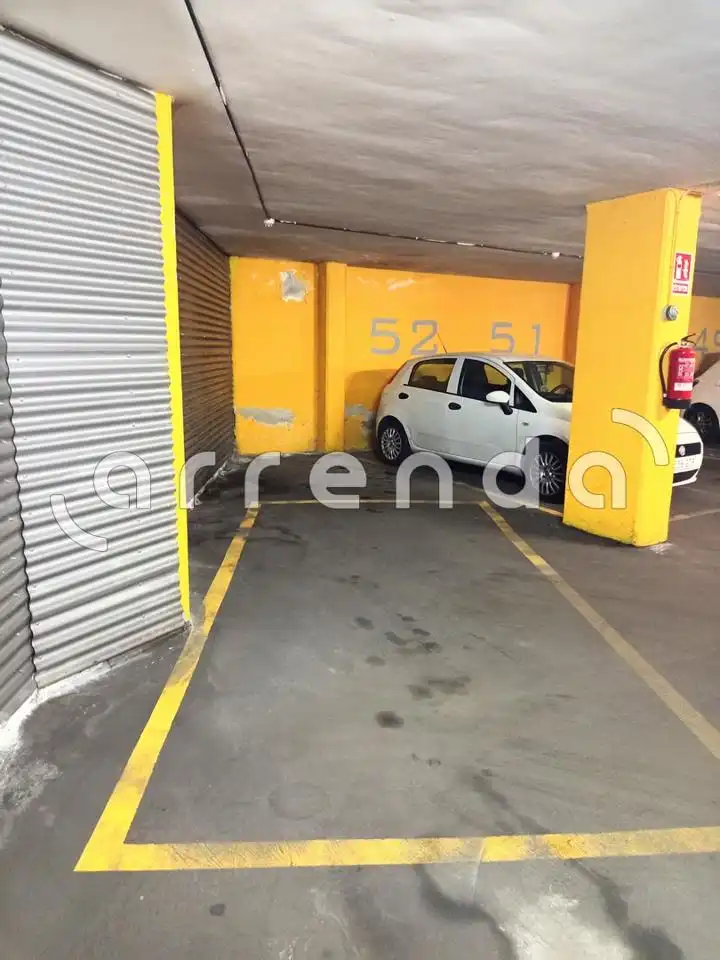 Garatge en venda a Del Concejal Benito Martín Lozano, Acacias