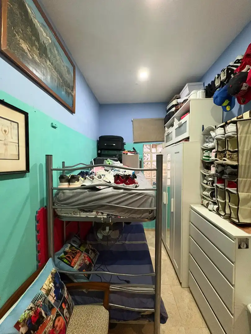 Schlafzimmer von Erdgeschoss zum Verkauf in L'Hospitalet de Llobregat