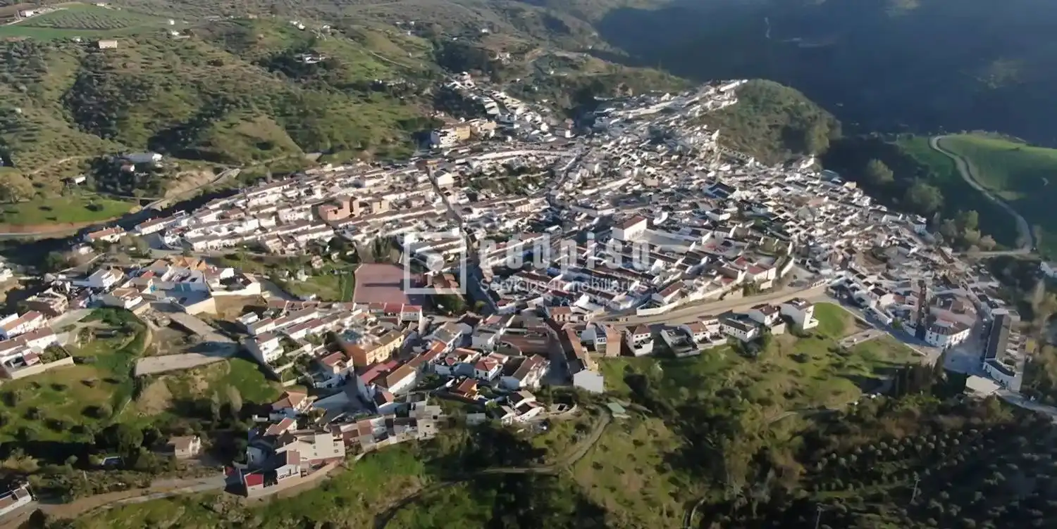Vista exterior de Casa o xalet en venda en Riogordo amb Calefacció, Terrassa i Traster