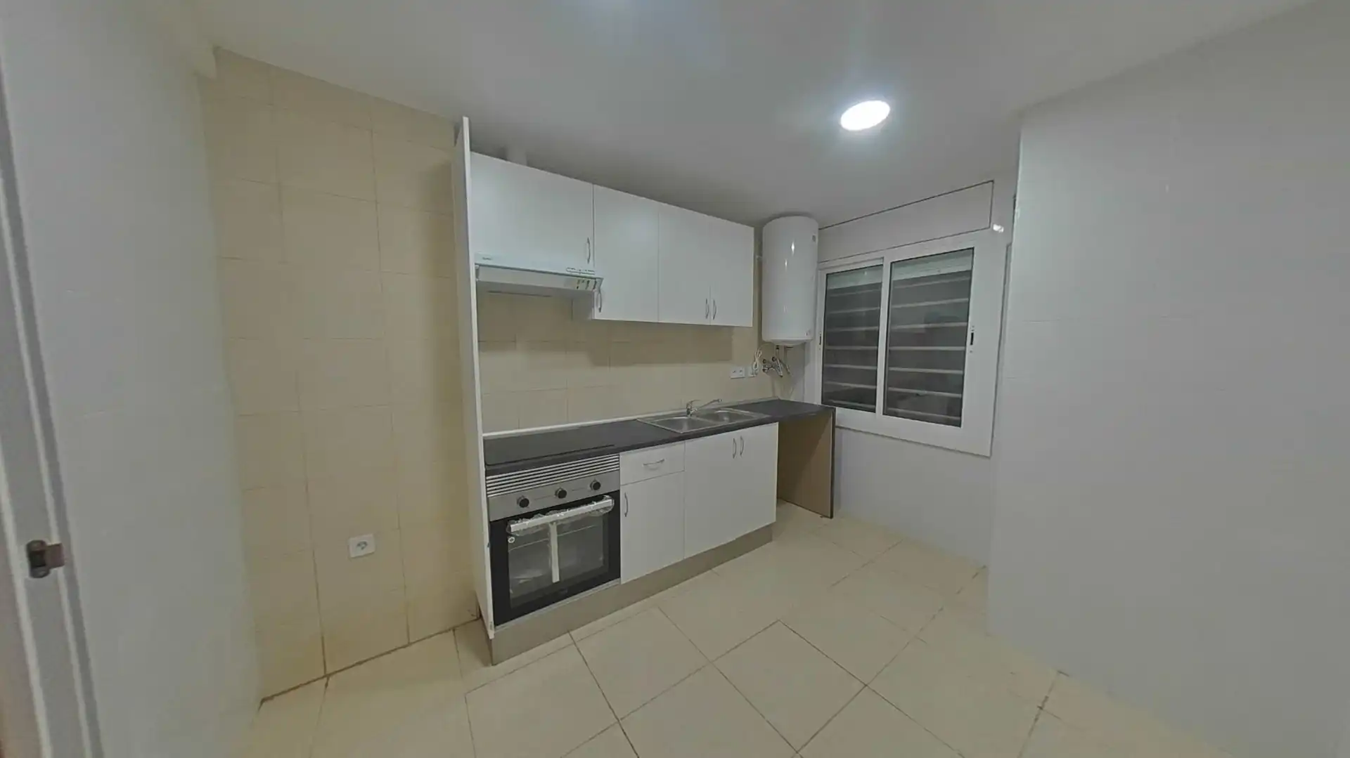 Kitchen of Flat for sale in Pineda de Mar