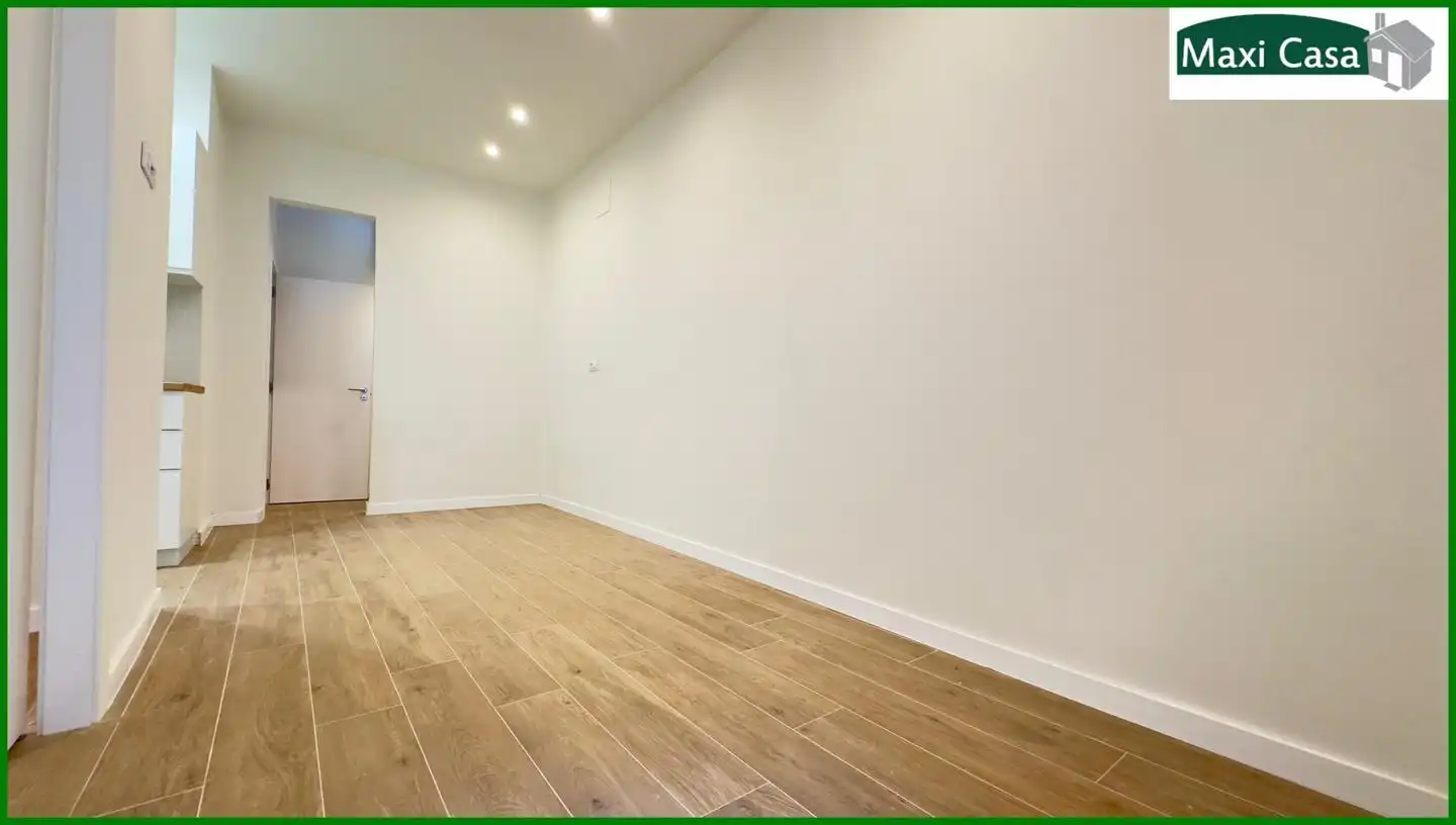 Planta baja en venta en Barcelona con Aire acondicionado y Calefacción