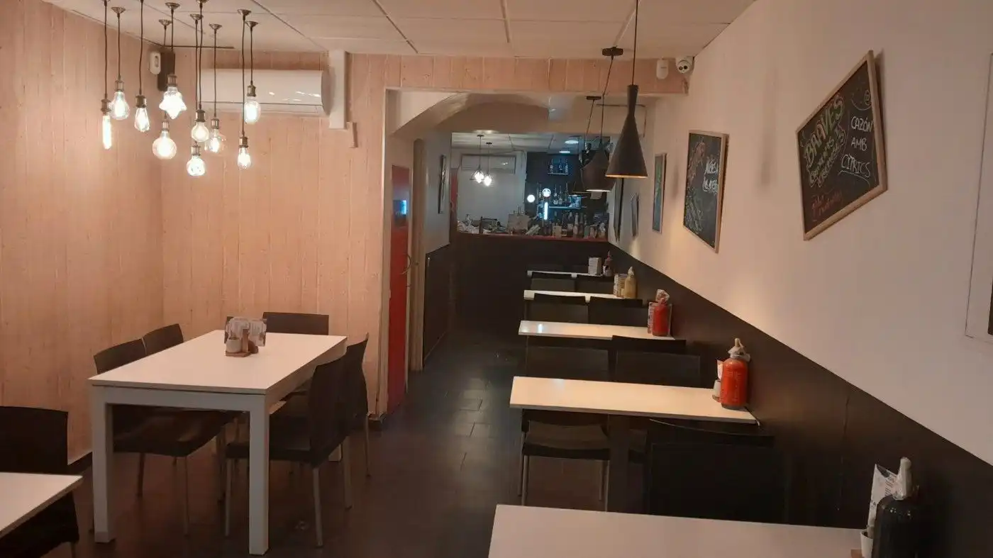 Local comercial en traspàs a Sant Joan, imagen 9