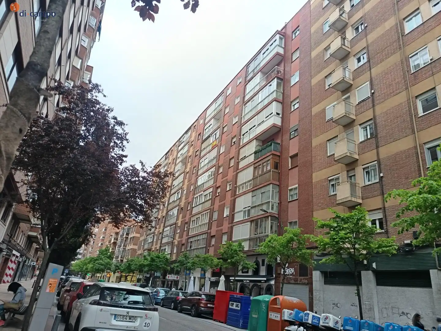 Vista exterior de Apartamento en venta en Valladolid con Calefacción, Trastero y Amueblado