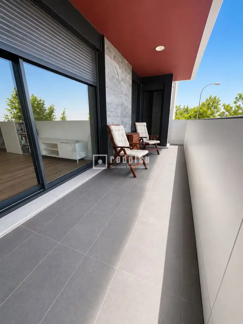 Terraza de Piso de alquiler en Alcobendas con Aire acondicionado, Calefacción y Jardín privado