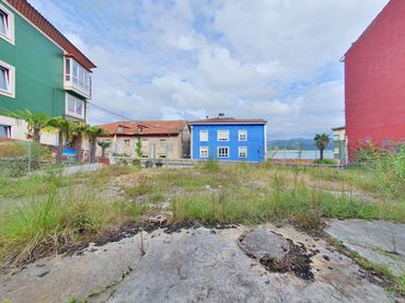 Wohnbaugrundstück zum Verkauf in Muros de Nalón