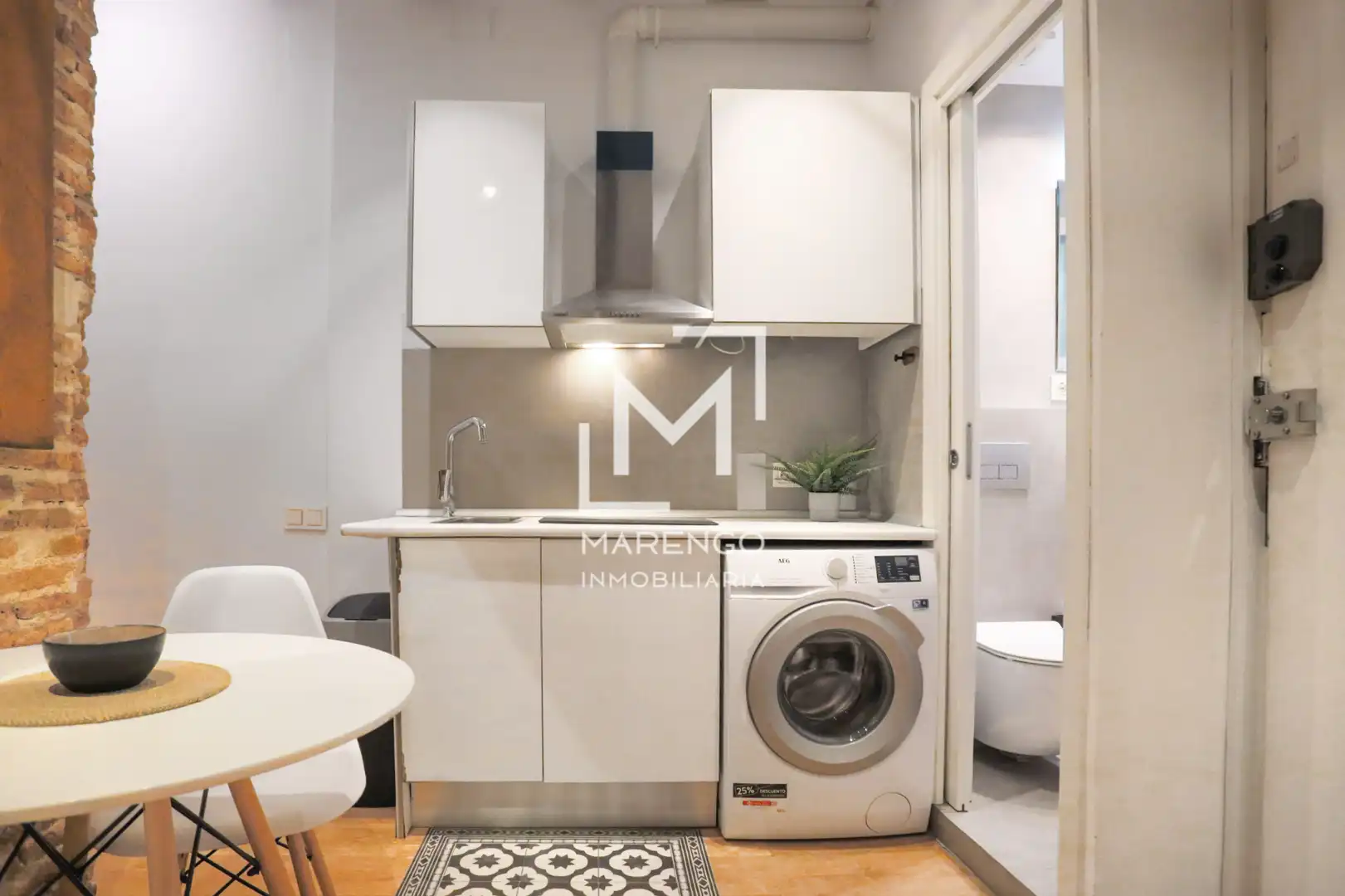 Appartamento con terrazza in vendita a Carrer del Portal Nou, imagen 17