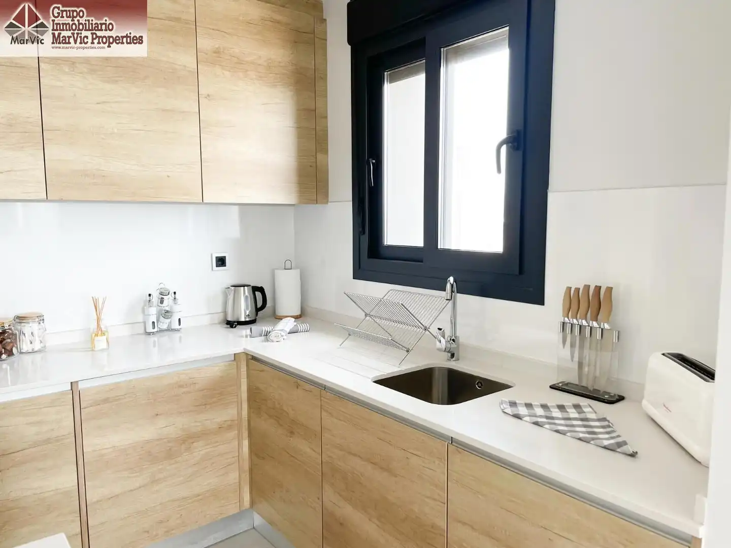 Küche von Wohnung zum Verkauf in Benidorm mit Terrasse, Möbliert und Gemeinschaftspool