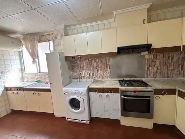 Flat for sale in Salinas