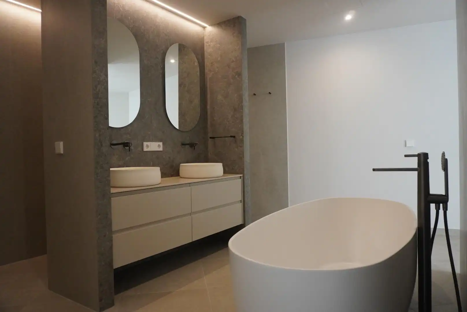 Villa mit Pool zum Verkauf in Marisol Park - Ortembach - Los Almendros, imagen 30