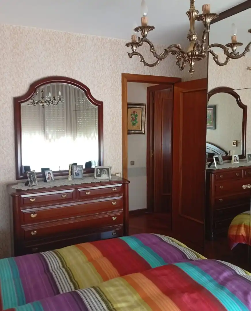 Bedroom of Attic for sale in Oviedo   with Heating, Parquet flooring and Terrace