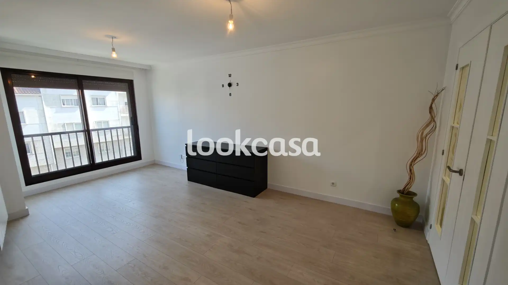 Sala de estar de Piso en venta en Poio con Calefacción, Parquet y Horno