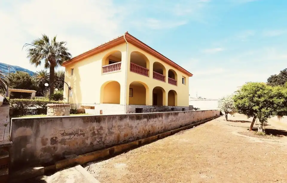 Detached house with garden for sale in El Puerto, imagen 3
