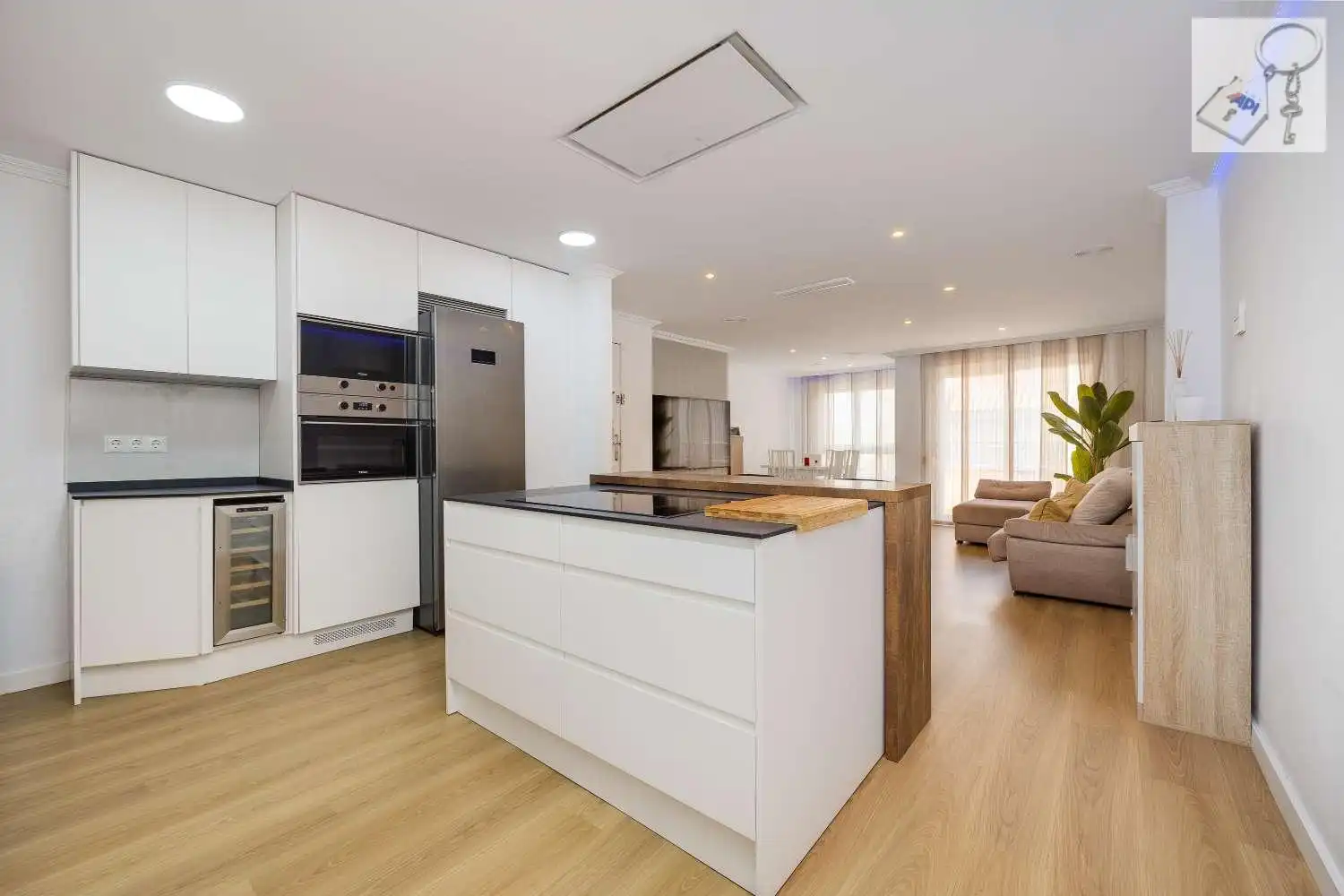 Kitchen of Apartments for sale in Torrevieja  with Air Conditioner, Heating and Parquet flooring