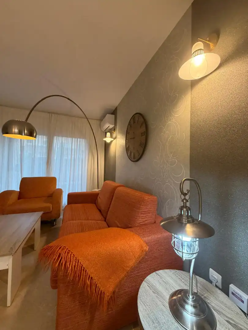 Sala de estar de Apartamento de alquiler en Mijas con Aire acondicionado, Calefacción y Jardín privado