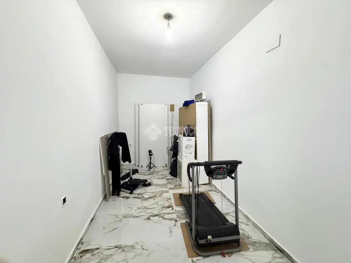 Casa adosada en venda en Almería amb Calefacció