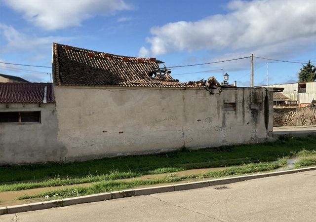 Vista exterior de Finca rústica en venda en Santo Domingo de Pirón