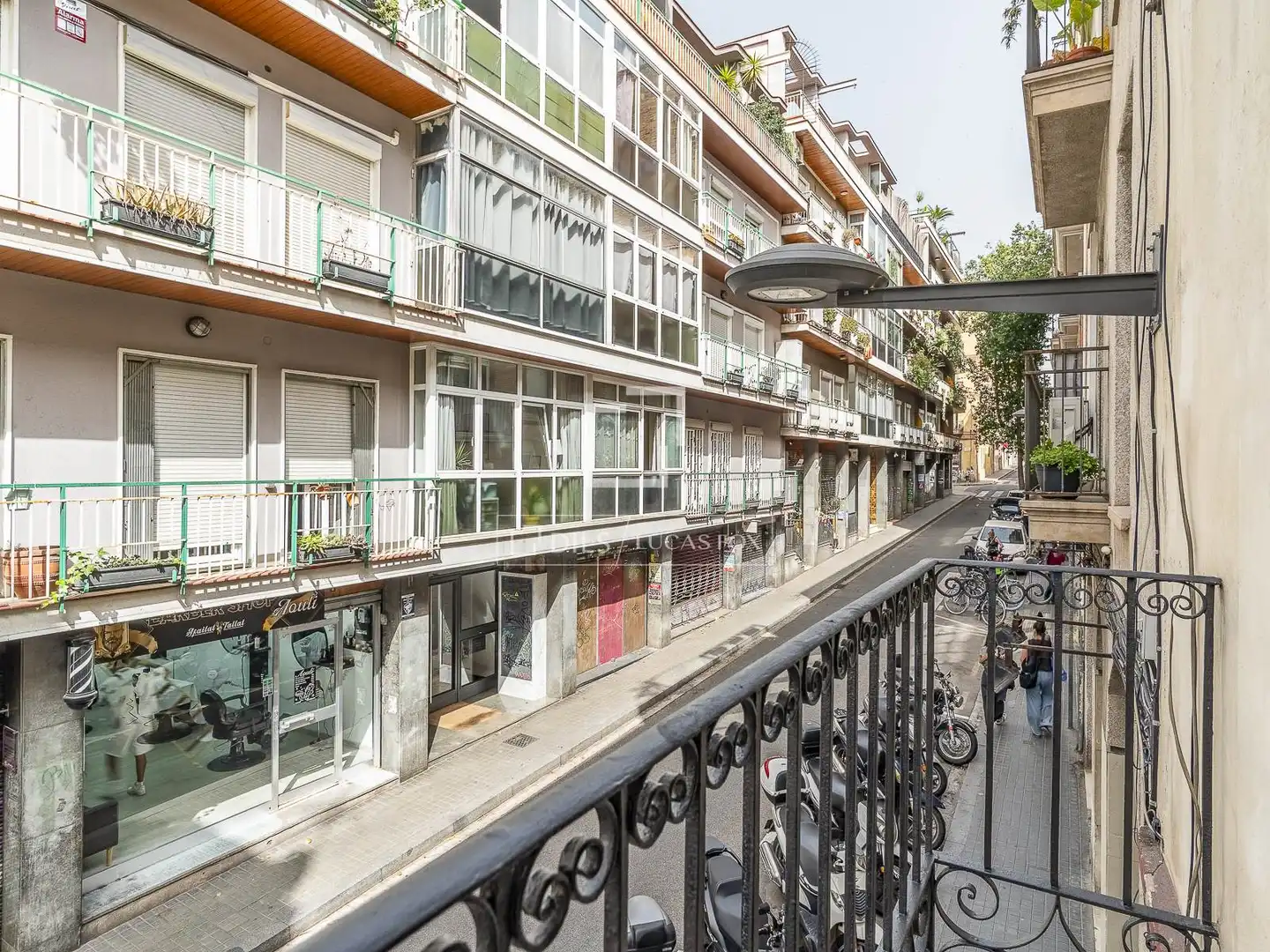 Vista exterior de Pis en venda en Barcelona amb Aire condicionat, Calefacció i Parquet