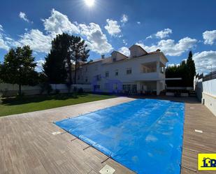 Swimming pool of Single-family semi-detached for sale in Chillarón de Cuenca  with Terrace, Swimming Pool and Balcony