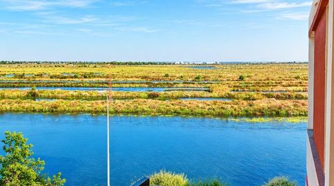 Piso de 3 dormitorios con terraza y vistas a la marisma en el centro de Ayamonte