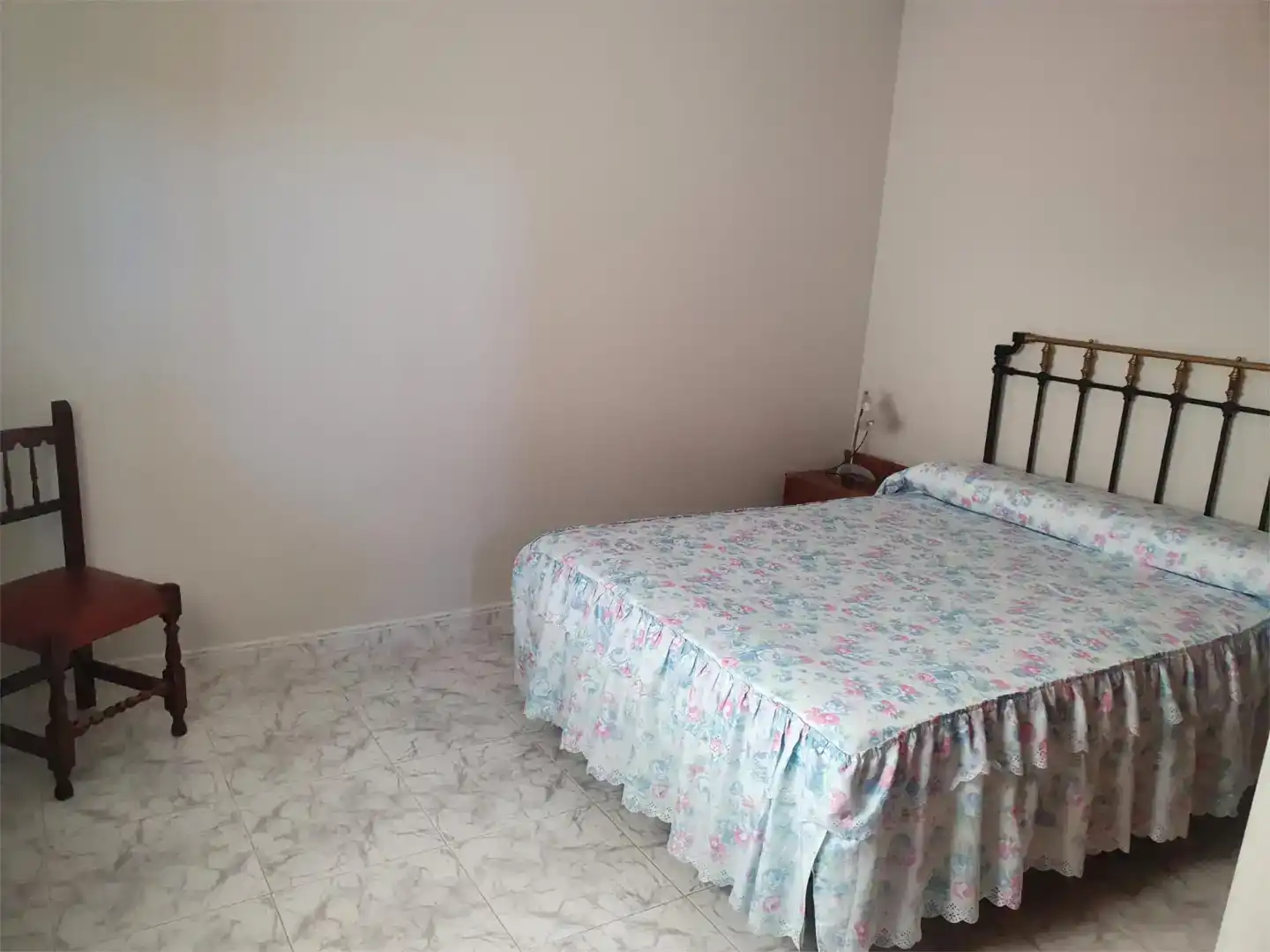 Habitación de Piso en venta en Robleda con Amueblado, Horno y Lavadora