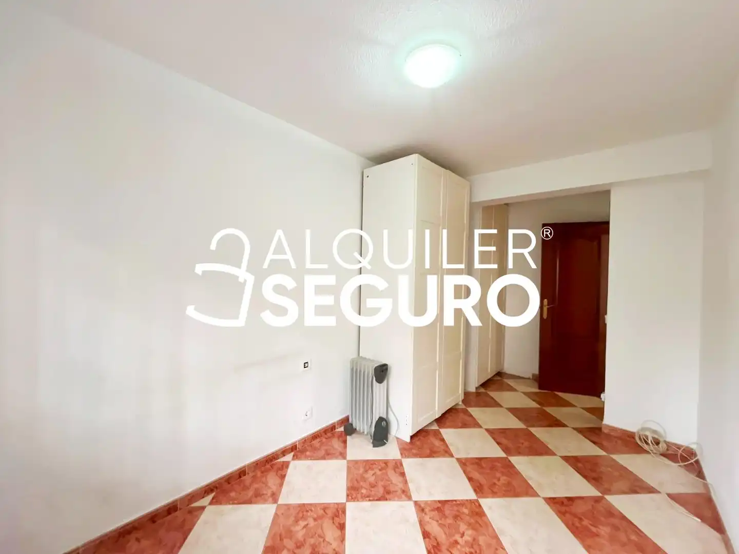 Wohnung zur Miete in Viñas, Veredillas