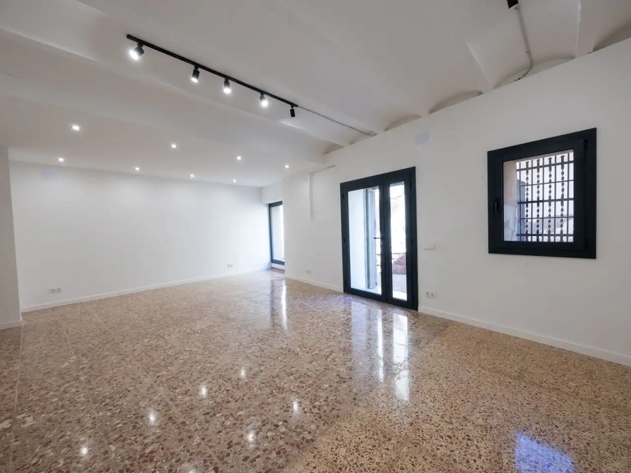 Local comercial en alquiler en Carrer Maimó 6