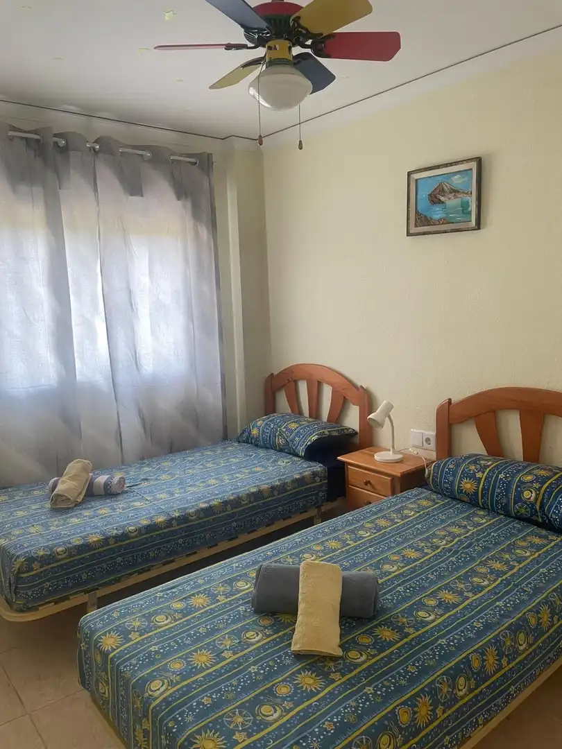 Habitación de Casa adosada de alquiler en Els Poblets con Aire acondicionado, Calefacción y Jardín privado