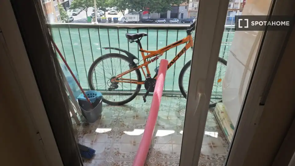 Terraza de Piso para compartir en Valencia con Aire acondicionado, Calefacción y Terraza