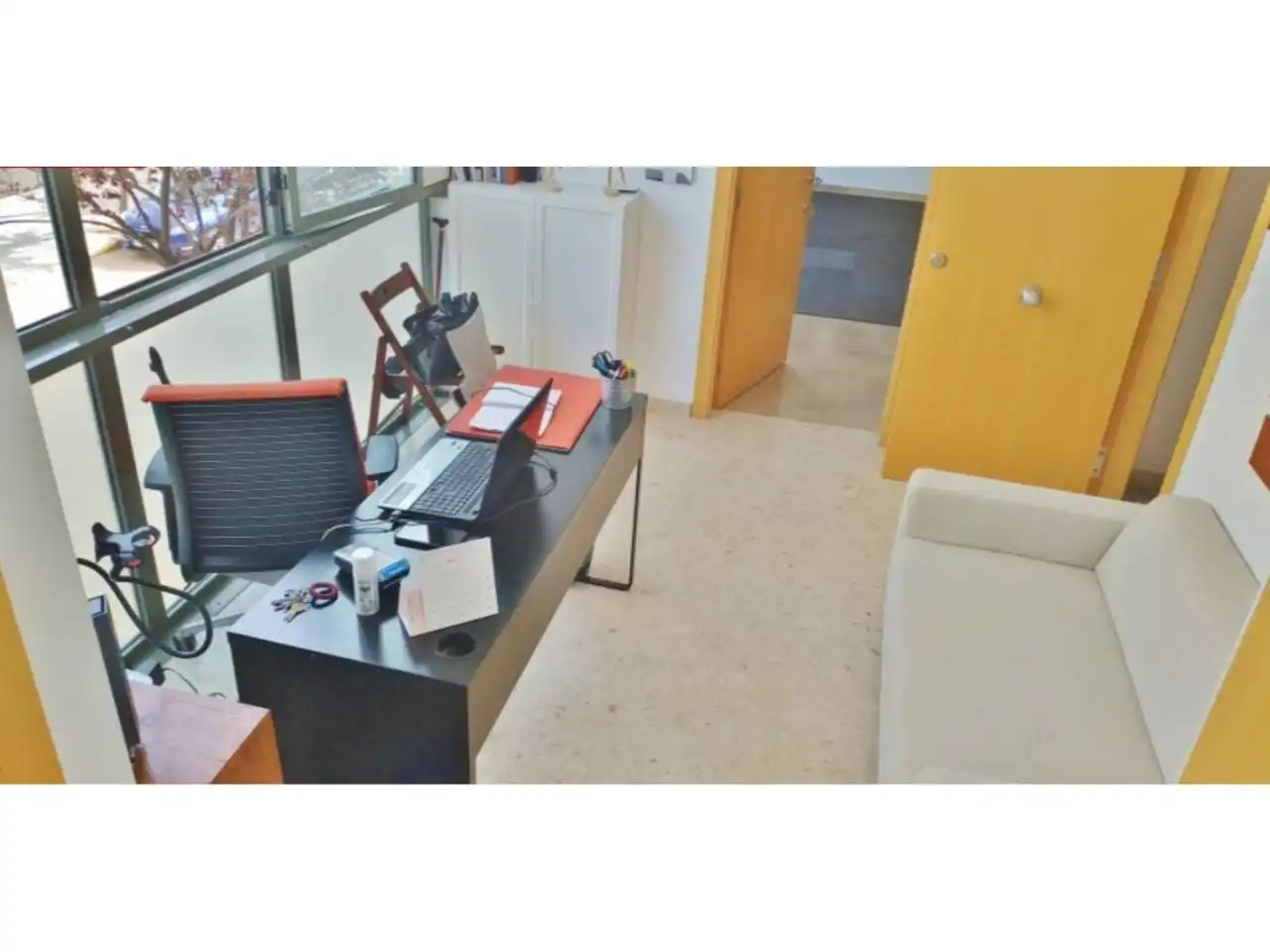 Local en venta en Torrent con Aire acondicionado