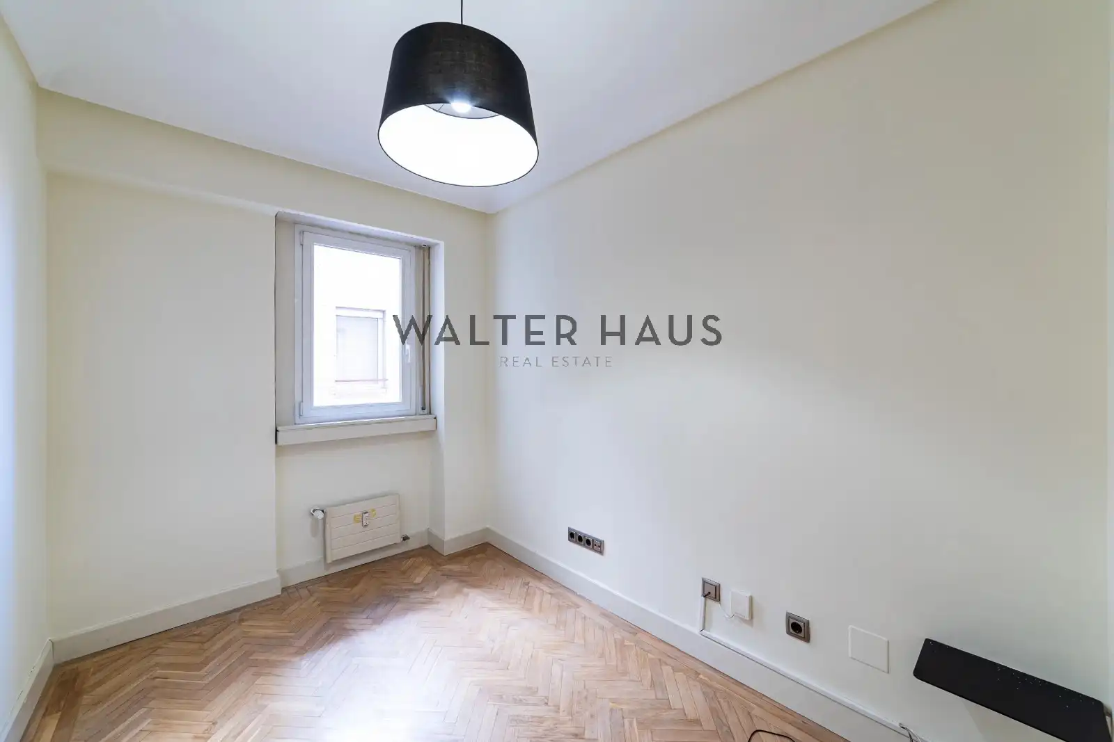 Bedroom of Flat for rent in Madrid  with Air Conditioner, Heating and Terrace
