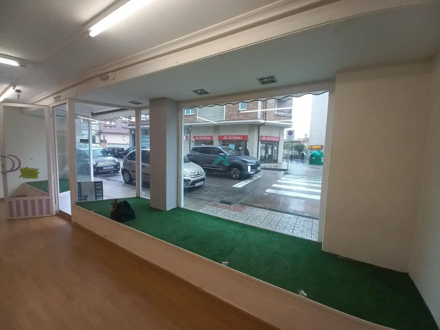 Local comercial de lloguer a Calle Santander, imagen 6