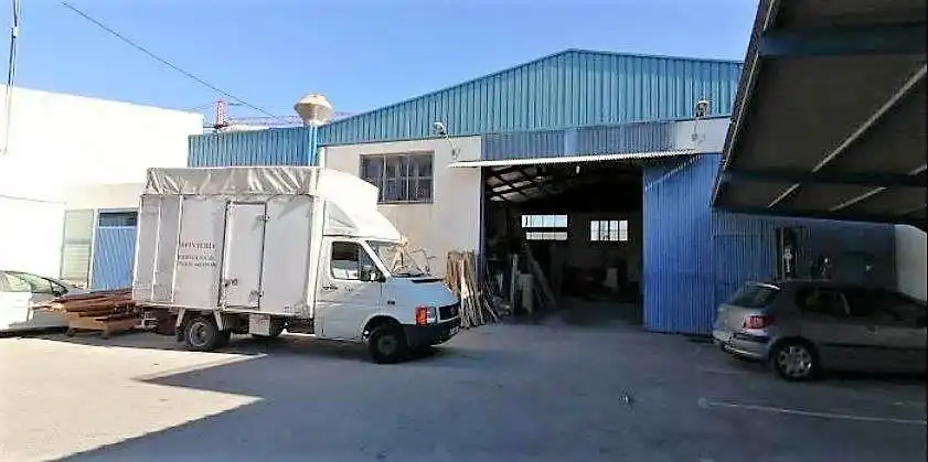 Außenansicht von Fabrikhallen zum Verkauf in Orihuela