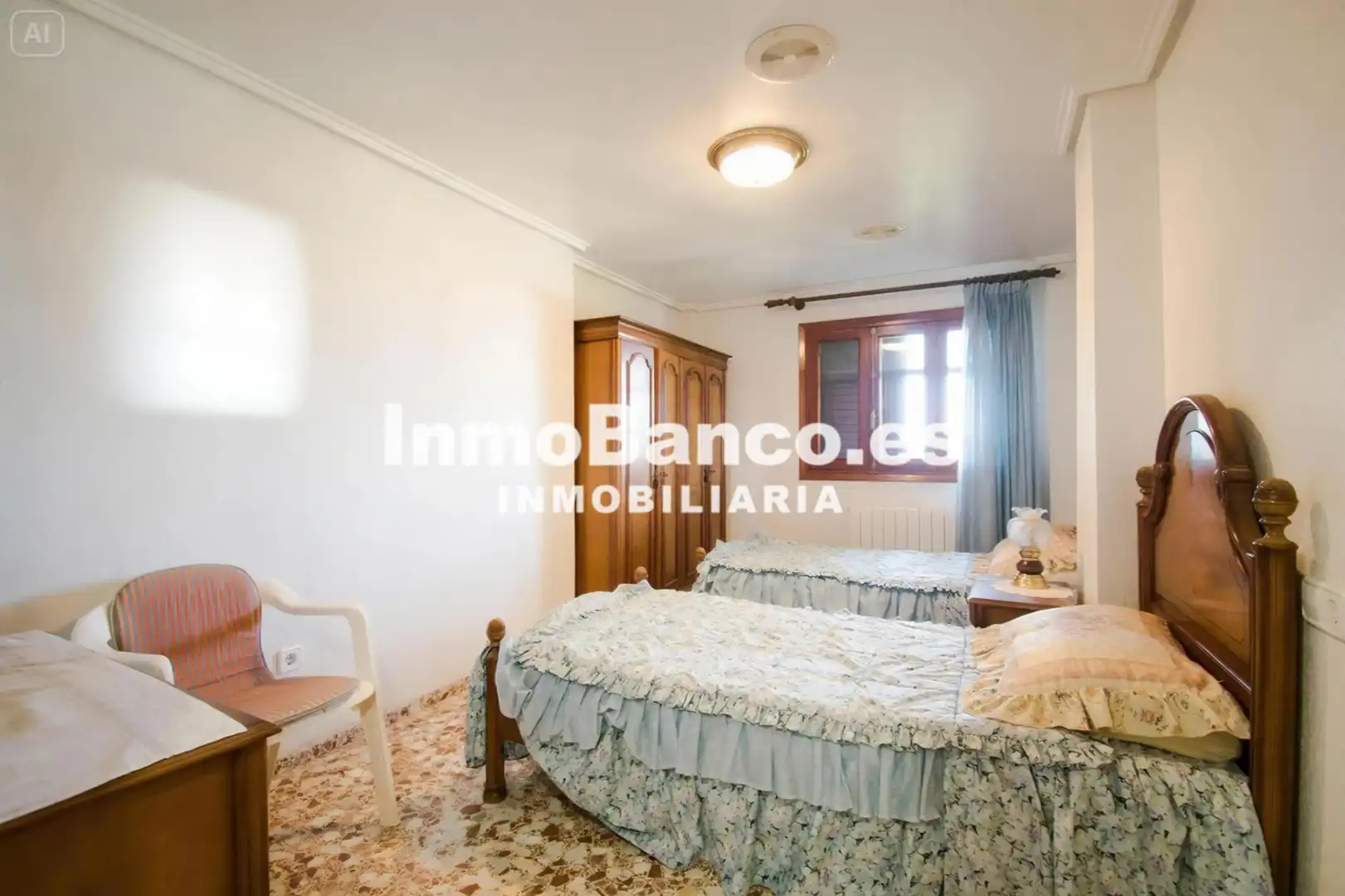 Houses for sale in Torrent  with Air Conditioner, Heating and Private garden