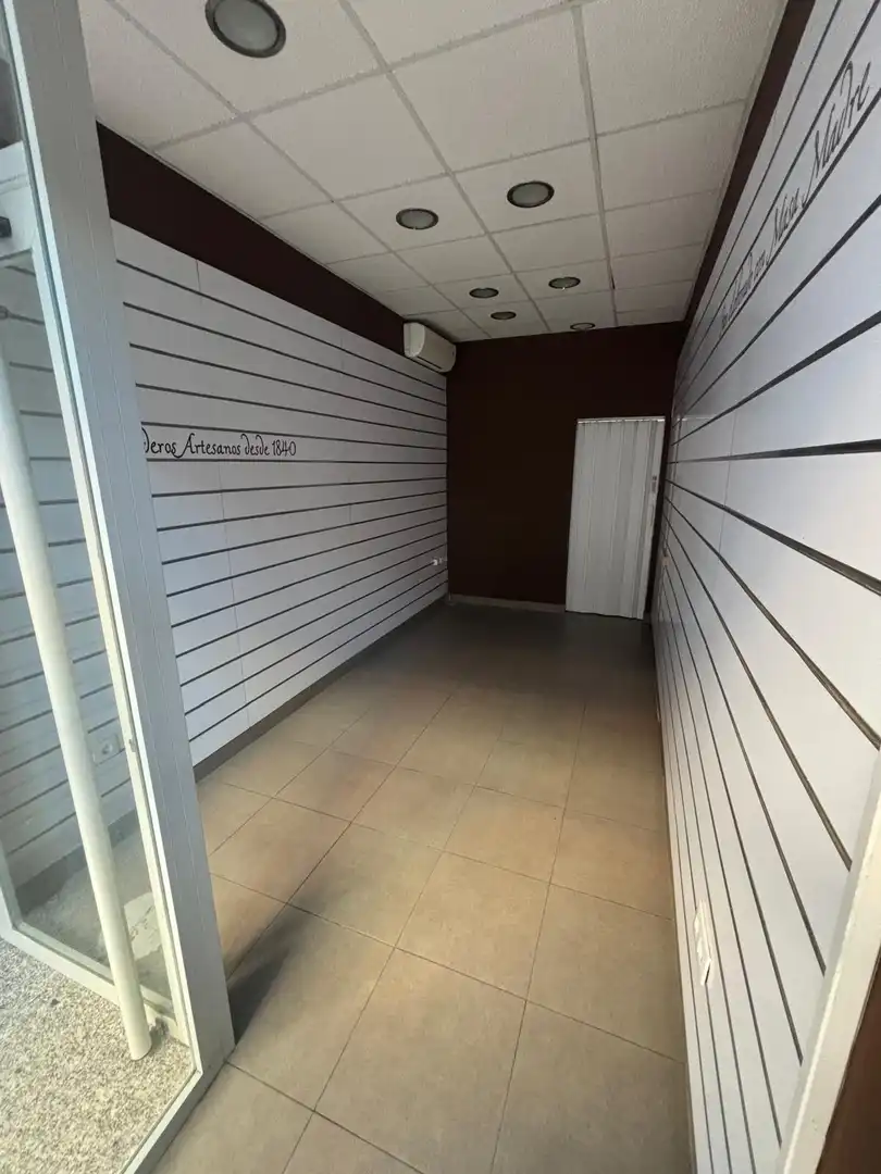 Local commercial à vendre à Valdepeñas