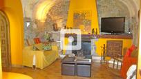 Living room of House or chalet for sale in Palau-saverdera
