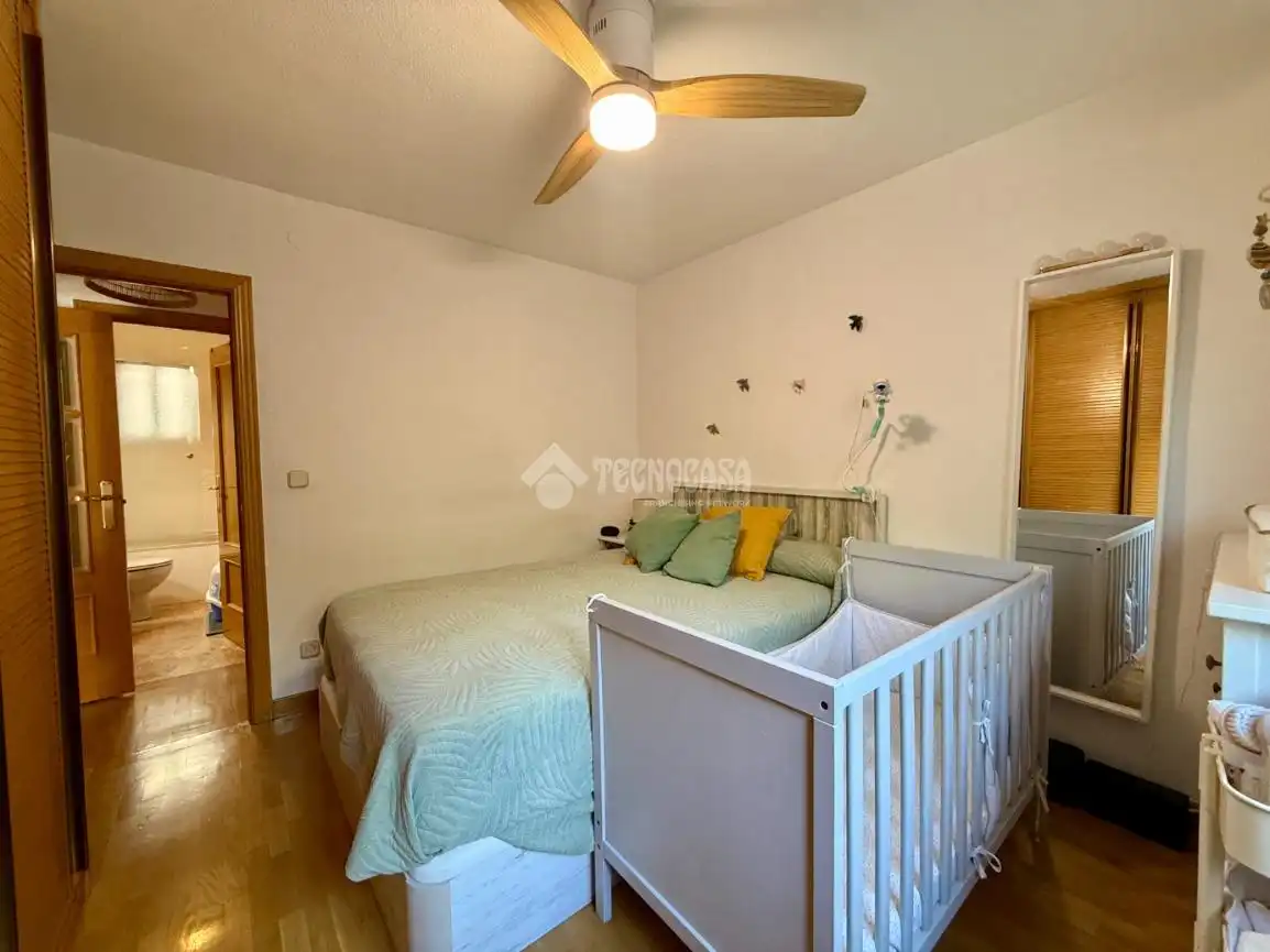 Schlafzimmer von Wohnung zum Verkauf in Madrid mit Klimaanlage, Heizung und Parkett