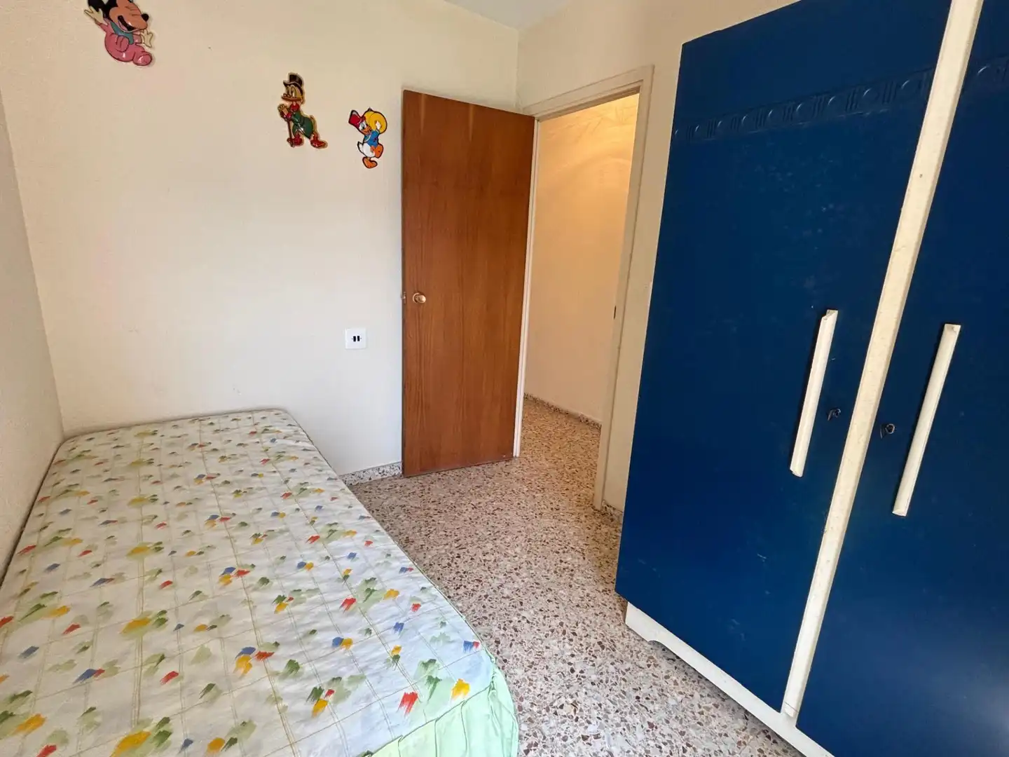 Dormitori de Apartament en venda en Torrevieja amb Terrassa i Moblat