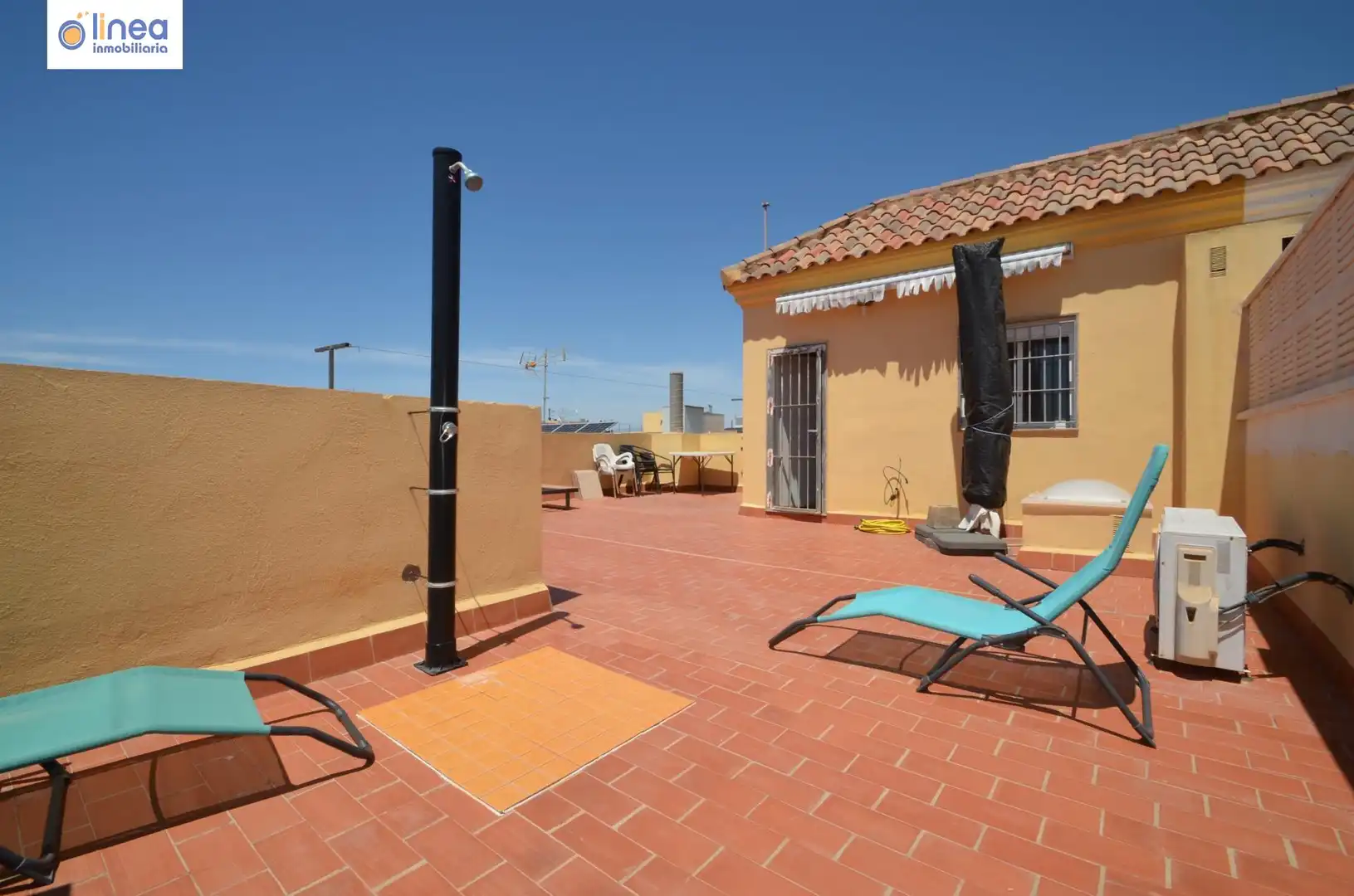 Casa adosada en venta en Calle ANGEL CARA, La Mojonera