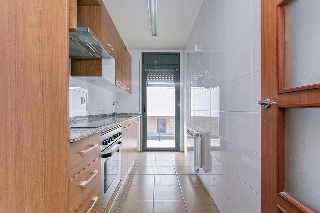 Cuina de Dúplex en venda en Mollerussa amb Calefacció, Terrassa i Forn